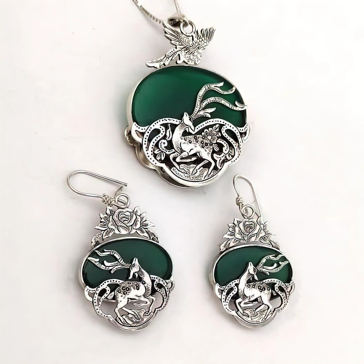 Hand-Engraved Silver Gazelle Jewelry Set of earrings and pendant with Green Agate