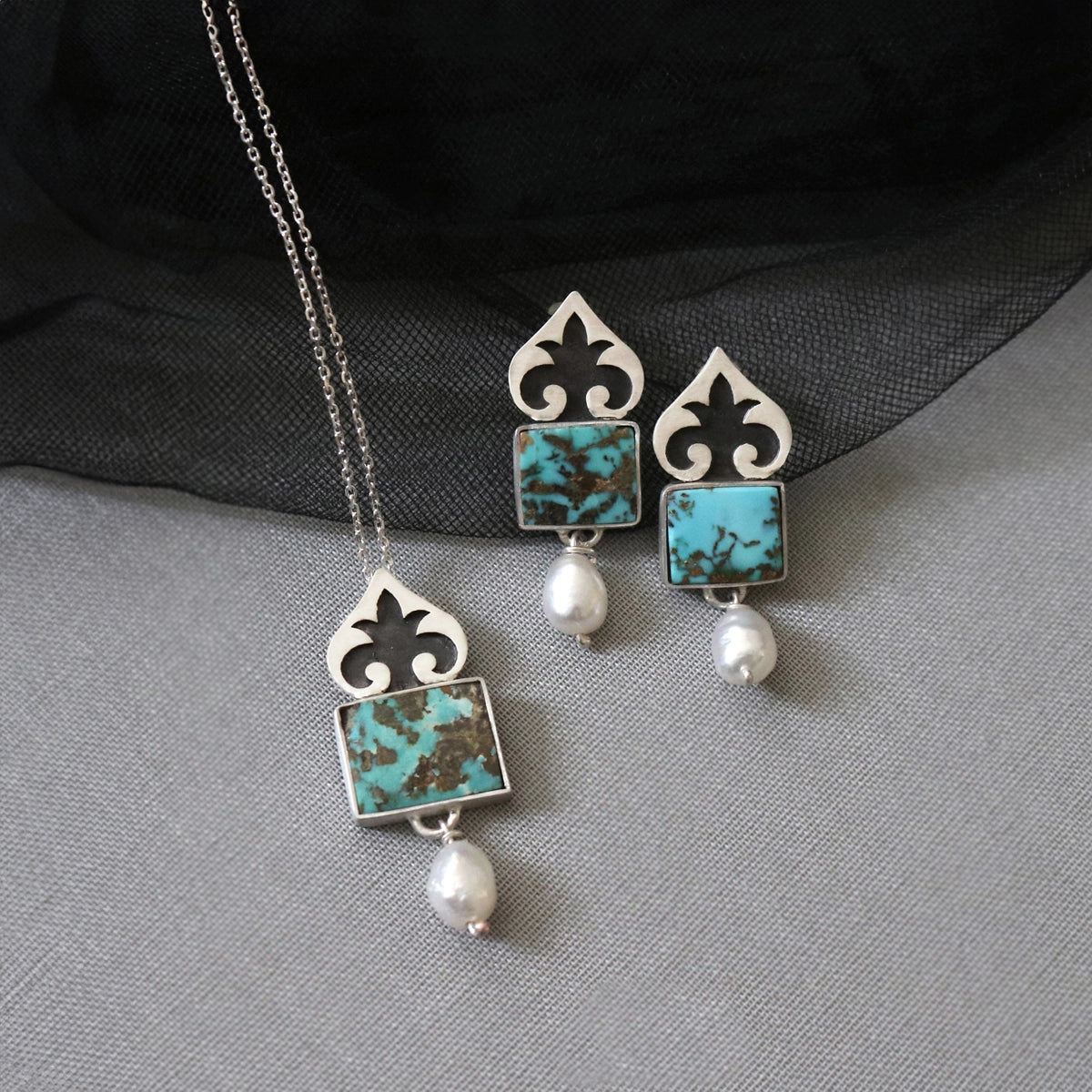 handmade silver jewelry set of earrings and necklace with square turquoises and pearls